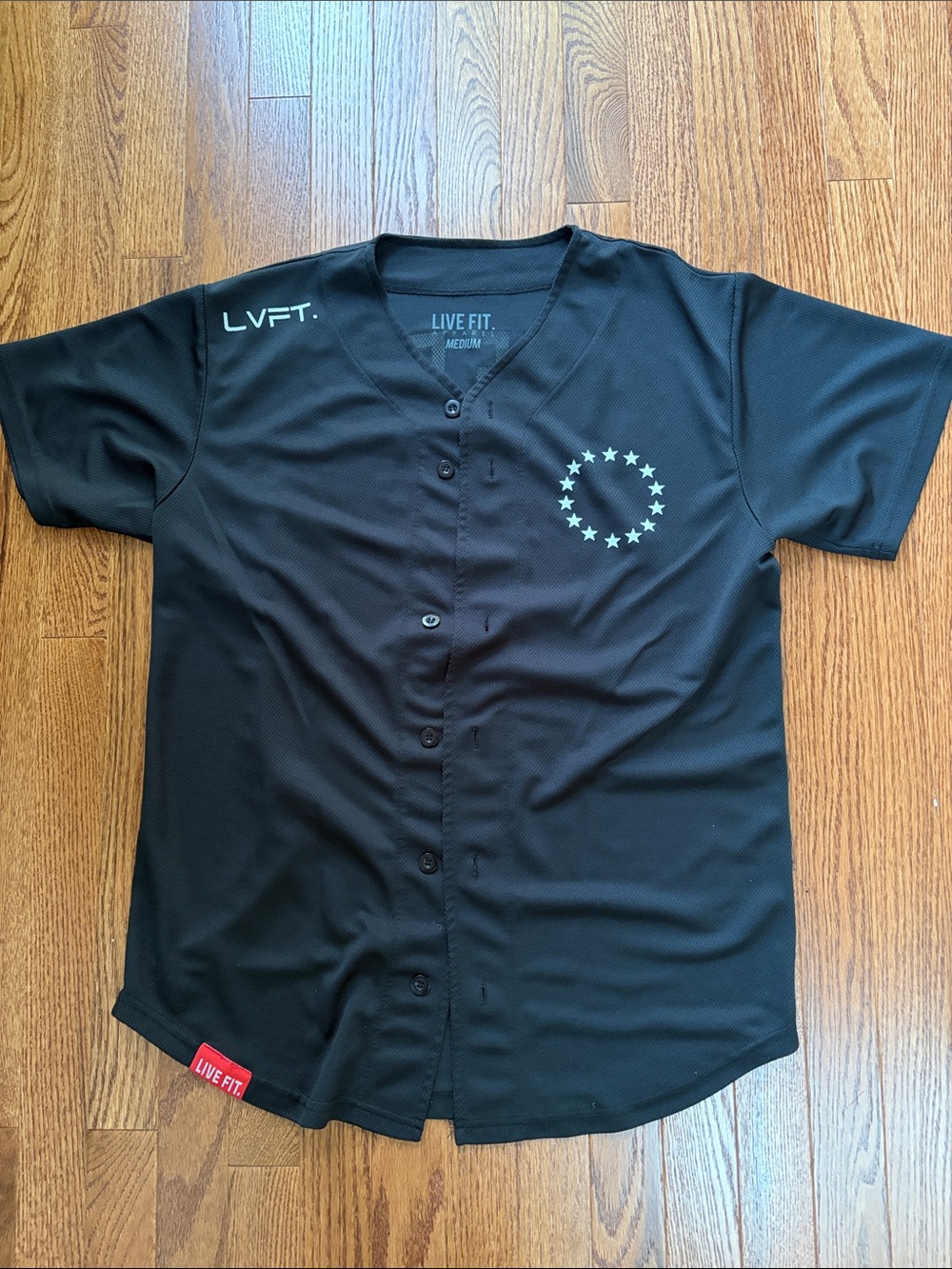 LIVE FIT. Men’s Black Short-Sleeve Athletic Jersey